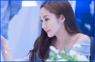 🗺 女人, 肖像, 女演员, 侧面, 美女 telegram sticker