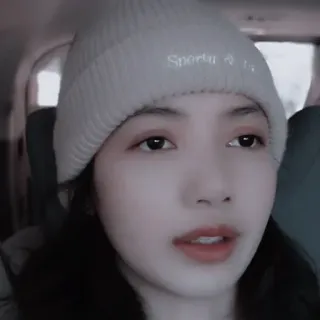 ♟ Sporty & Rich 女性, 肖像, 人物, 帽子, 服装, 时尚 whatsapp sticker