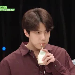 🐣 Sehun kpop, exo, idol, sänger, schauspieler, getränk, milch, hübsch telegram sticker