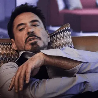 🌪 Tony Stark Iron Man homem, sofá, relaxado, robert downey jr, homem de ferro, marvel telegram sticker