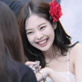 🎠 Jennie kpop, เจนนี่ คิม, blackpink, ไอดอล, ผู้หญิง, นักร้อง, ดอกไม้ telegram sticker