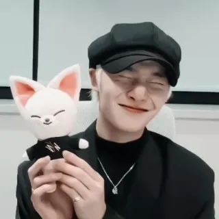 🦊 whatsapp sticker