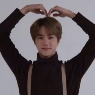 🐹 Jin kpop, âm nhạc, người nổi tiếng, ca sĩ, trái tim, bàn tay, tình yêu, tình cảm telegram sticker
