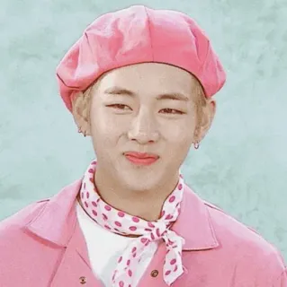 ☺️ V (Kim Taehyung) K-pop, BTS, V, Kim Taehyung, cantor, rosa, boina, retrato telegram sticker