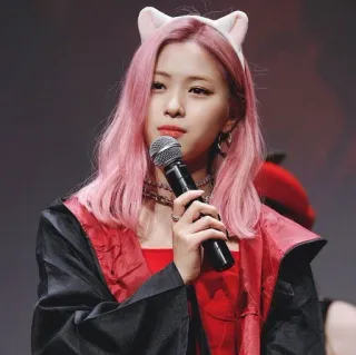 🖤 女性, マイク, ピンク髪, 猫耳, ポートレート, 赤いドレス whatsapp sticker