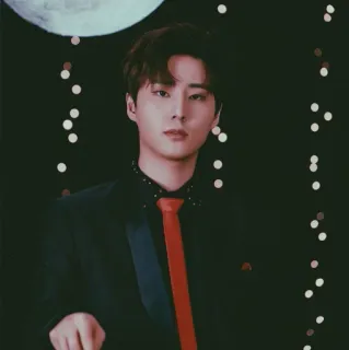 🥀 남자, 인물사진, 정장, 넥타이, 달, 조명, 정장, 사람 telegram sticker
