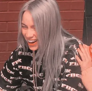 💚 Billie Eilish F*CK cantante, celebrità, parolaccia, maglietta grafica, felpa con cappuccio, sorriso, capelli grigi telegram sticker