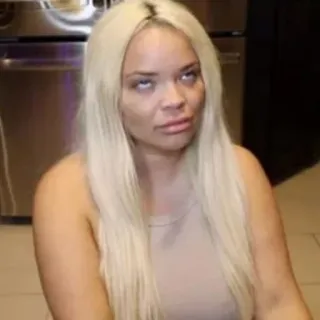 👩 Trisha Paytas trisha paytas, meme, hài hước, người nổi tiếng trên mạng, tóc vàng telegram sticker