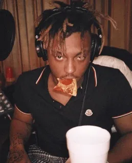 🍕 Juice WRLD rapper, nhạc sĩ, pizza, tai nghe telegram sticker