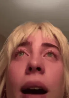 😭 Billie Eilish ร้องไห้, เศร้า, Billie Eilish, อารมณ์, นักร้อง telegram sticker