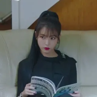 🌙 IU Koreanisch, Schauspielerin, Promi, IU, Sängerin telegram sticker
