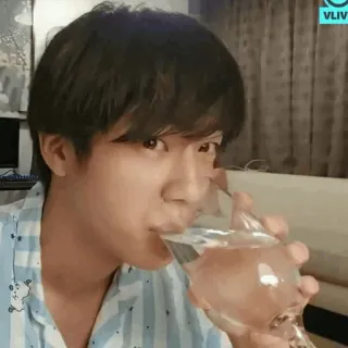 💭 Jin kpop, bts, idol, seokjin, vlive telegram sticker