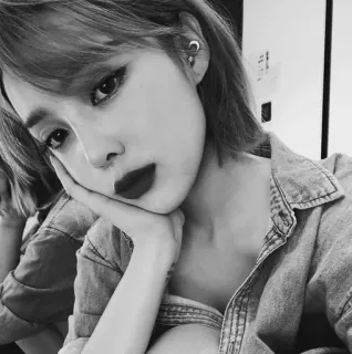 🥀 mujer, chica, retrato, belleza, selfie, asiática telegram sticker