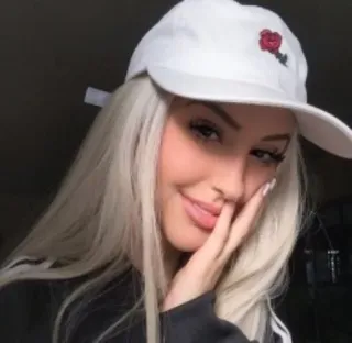 😊 woman, girl, hat, rose, blonde hair, portrait telegram sticker