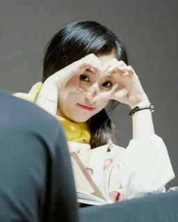 -Gahyeon💝༄ @gl10_stic telegram stickers