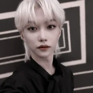 🧹 Felix Kpop, Idol, Retrato, Masculino, Cantor, Ator, Coreano telegram sticker