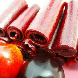 😍 fruit leather, snack, healthy food, dehydrated fruit, fruit roll-up, food, dessert whatsapp sticker