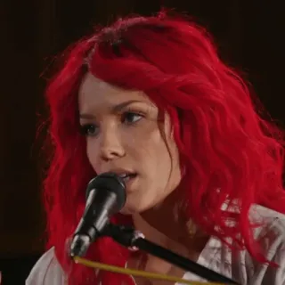 🍒 Halsey Halsey, cantora, cabelo ruivo, microfone, retrato, celebridade whatsapp sticker
