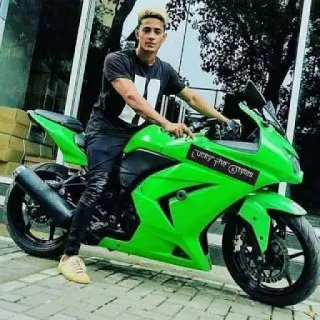 🏍 lucky_per_tynes moto, bicicleta, vehículo, transporte, verde, hombre, ninja whatsapp sticker