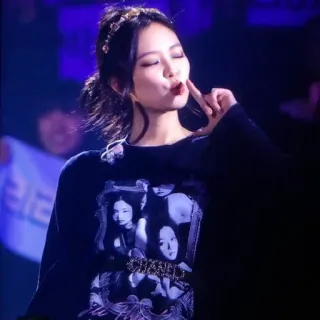 🥟 CHANEL Jennie, Blackpink, Chanel, K-pop, cantora, idol whatsapp sticker