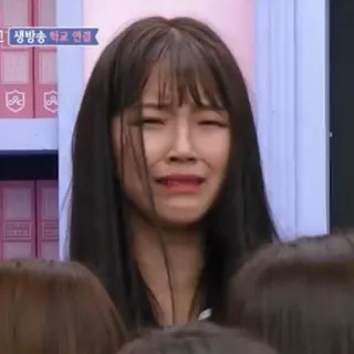 👾 생방송 학교 연설 menangis, sedih, emosi, wanita, korea telegram sticker