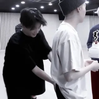 🤍 telegram sticker