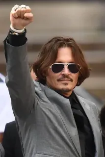 🍃 Johnny Depp actor, celebrity, man, sunglasses, style, hand gesture telegram sticker