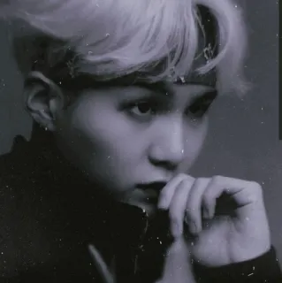 🍂 Suga K-pop, Ídolo, Música, Cantante, Min Yoongi whatsapp sticker