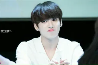😕 BEYOND IT. k-pop, koreaanse pop, beroemdheid, aziatisch, zanger, koreaans telegram sticker