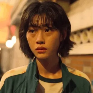 😐 Kang Sae-byeok Squid Game 韩语, netflix, 悲伤, 女孩, 鱿鱼游戏, 角色 telegram sticker