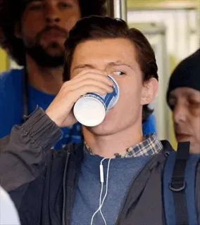 😒 Tom Holland Tom Holland, actor, person, celebrity whatsapp sticker