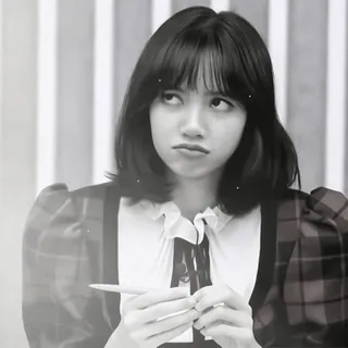 🥯 Lisa Лиса, Blackpink, K-pop, Знаменитость, Певица, Женщина telegram sticker