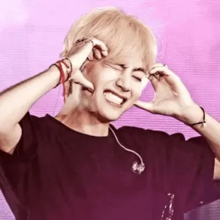 ❤️ V kpop, singer, bts, v, idol telegram sticker