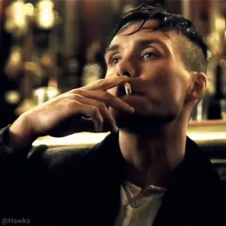 🚬 Thomas Shelby Peaky Blinders Thomas Shelby, Peaky Blinders, smoking, cigarette, Cillian Murphy, actor, drama, crime whatsapp sticker