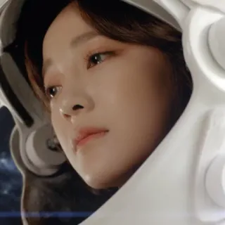 😥 astronaute, espace, femme, portrait, casque, personne, cosmonaute, exploration spatiale telegram sticker
