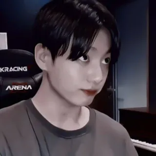 🤍 Jeon Jungkook kpop, cantante, ídolo, jungkook, bts, música, entretenimiento telegram sticker