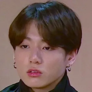 🍼 Jungkook K-pop, cantor, retrato, masculino, brincos telegram sticker