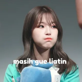 🗾 masih gue liatin personne, femme, regardant, asiatique, portrait telegram sticker