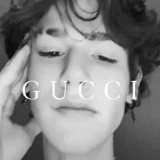 🤑 GUCCI fashion, luxury, brand, designer whatsapp sticker