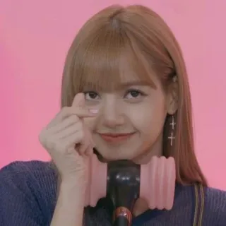 ♥️ Lisa kpop, idol, singer, celebrity, woman, finger heart, blackpink telegram sticker