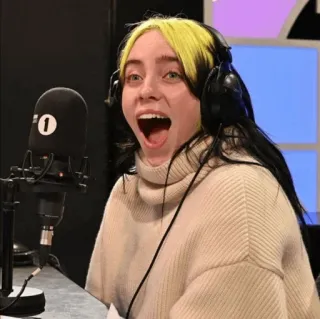 🕸 Billie Eilish 歌手, ラジオ, マイク, 口を開ける, 金髪, 音楽家, 人 telegram sticker