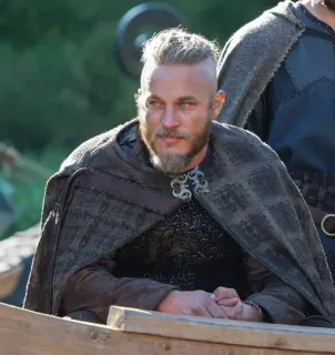 ⚔ Ragnar Lothbrok Vikings Викинг, Рагнар Лодброк, Трэвис Фиммел, Сериал Викинги, Скандинавский, Историческая драма whatsapp sticker