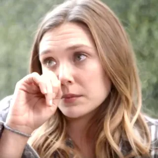 🌻 Elizabeth Olsen pianto, donna, triste, emozione, faccia telegram sticker