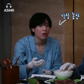 💧 진심 노랑 người, găng tay, ăn, Hàn Quốc telegram sticker