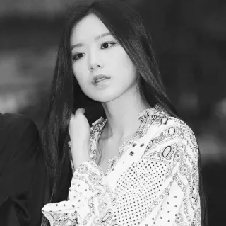 ☁️ vrouw, portret, persoon, aziatisch, koreaans, beroemdheid telegram sticker