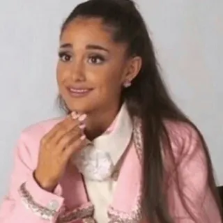 ☁️ Ariana Grande Estrella pop, Cantante, Celebridad, Mujer, Sonrisa telegram sticker
