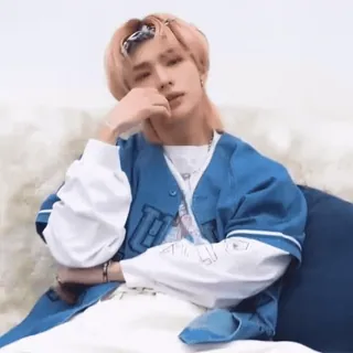 👀 whatsapp sticker