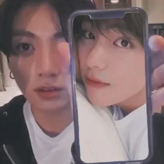 😌 kpop, селфи, телефон, портрет, люди, знаменитости telegram sticker