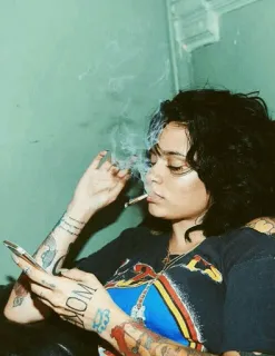 🕷 MOM cigarrillo, fumar, tatuaje, retrato telegram sticker