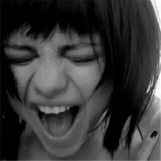 🌿 screaming, woman, emotions, distress, portrait, black and white telegram sticker